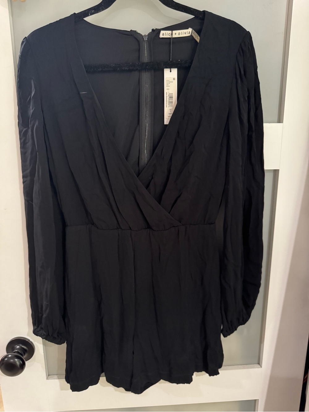 Alice + Olivia Black V-Neck Long Sleeve Romper